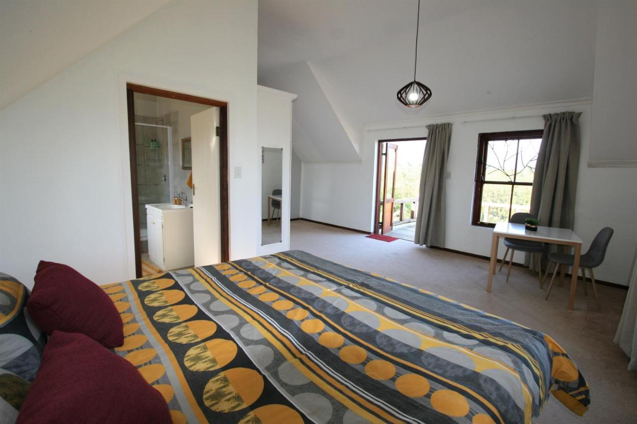 Colourful Bnb The Crags Bilik gambar